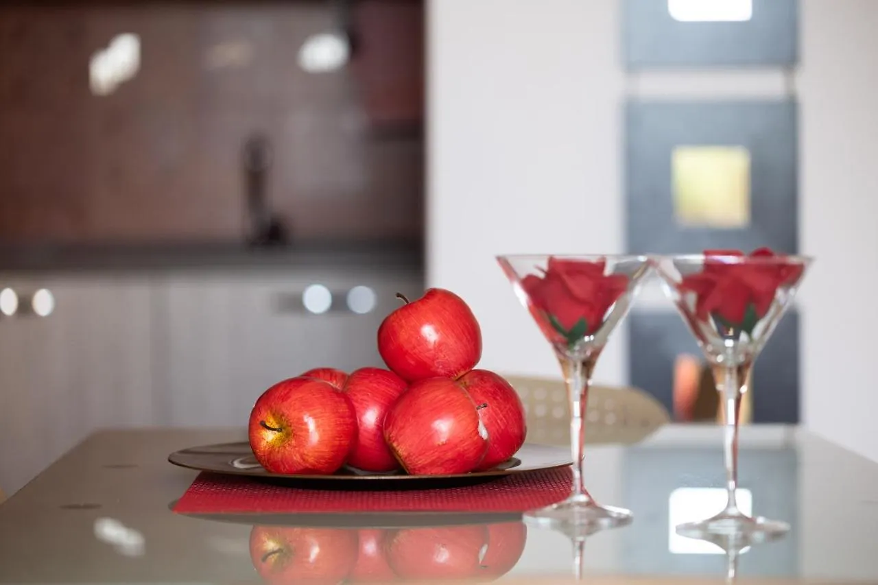086 - Sunshine Home, 5 Minuti Dalla Spiaggia - Parcheggio Privato Gratis Incluso Ospedaletti