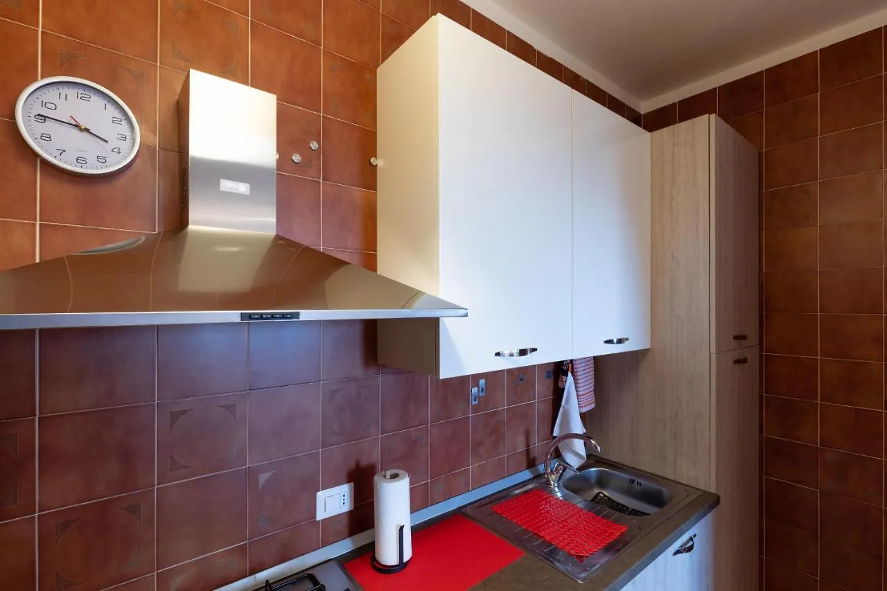 086 - Sunshine Home, 5 Minuti Dalla Spiaggia - Parcheggio Privato Gratis Incluso Ospedaletti 0*,